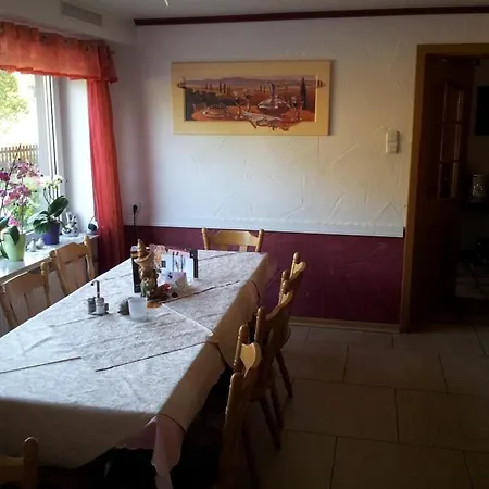 Landgasthof Zum Heiligenberg Hotel 3*