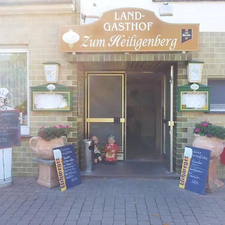 Landgasthof Zum Heiligenberg 3* 松特拉