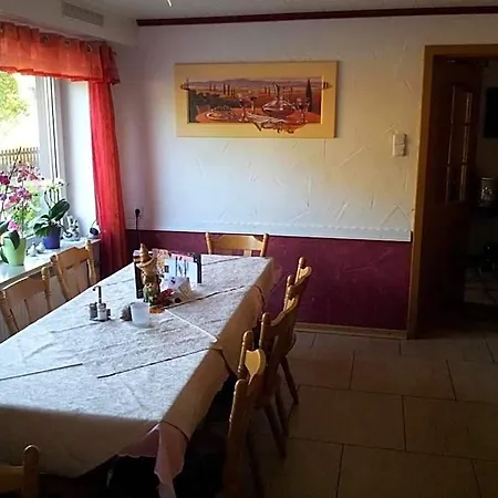 Landgasthof Zum Heiligenberg Hotel Sontra
